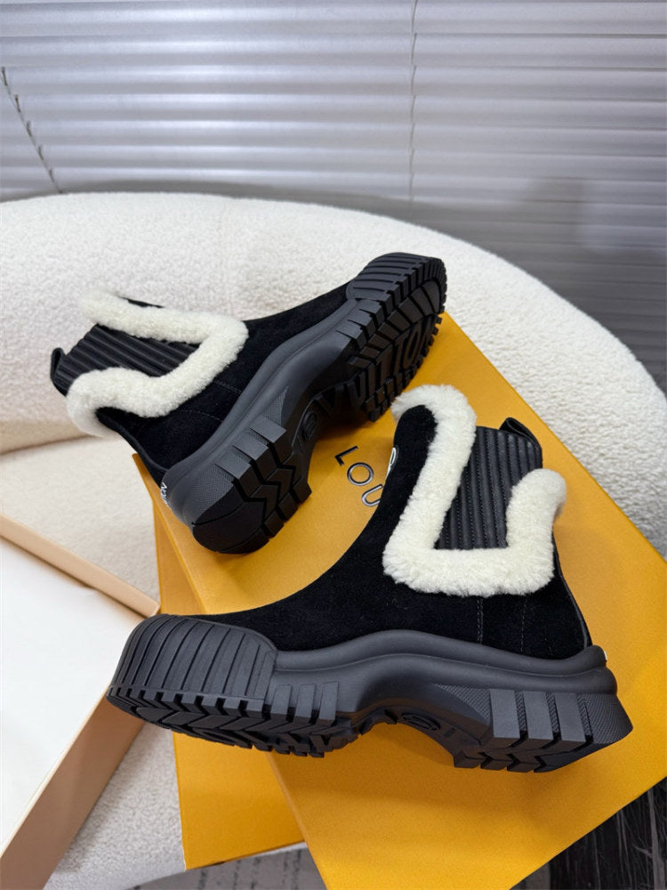 Louis Monogram Fall boots |bag set
